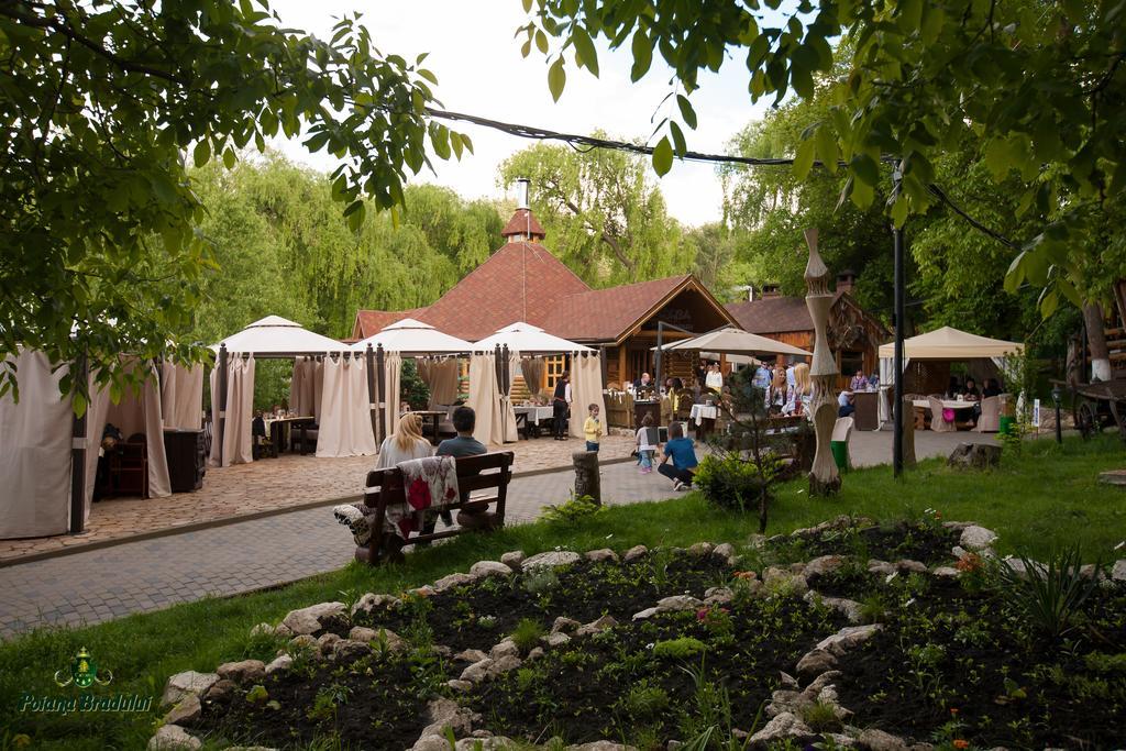 Poiana Bradului Villa Tohatin Bagian luar foto