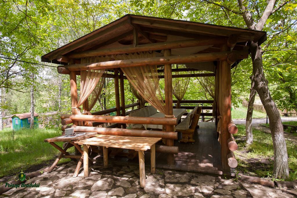 Poiana Bradului Villa Tohatin Bagian luar foto